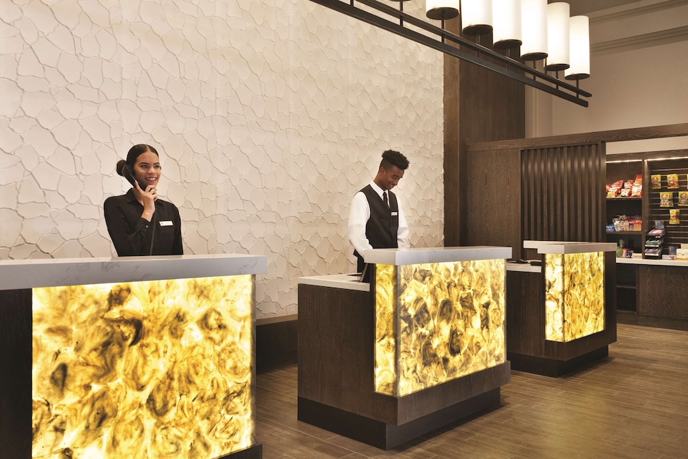 Embassy Suites by Hilton Brea North Orange County - photo 6