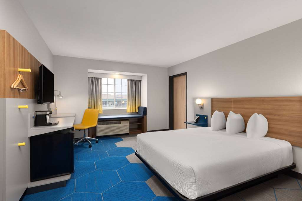 Microtel Inn & Suites by Wyndham Independence - photo 18