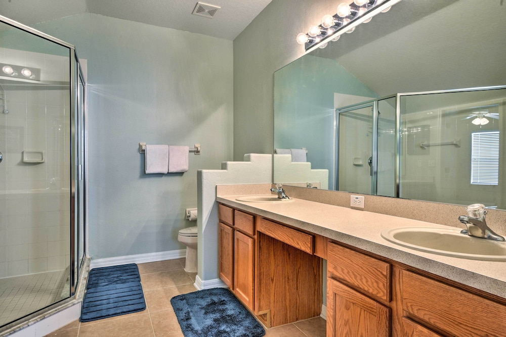 10 Mi to Disney Resort Home with Pool and Spa - photo 6