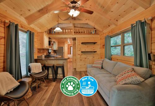 Bryce Cabin Lookout Mtn Tiny Home W Swim Spa — 4-Star Luxury Hotel in Chattanooga, United States
