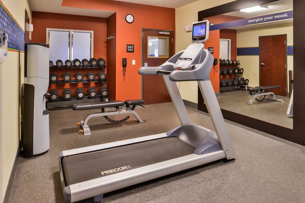 Hampton Inn Statesville - photo 45