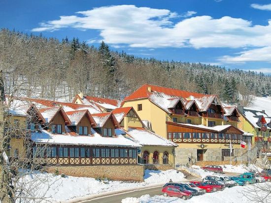 Vital&Spa Resort Szarotka — hotel in Duszniki-Zdroj