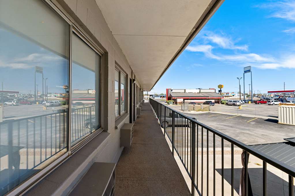 Rodeway Inn Midland South - photo 7