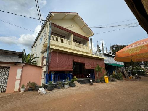 Dary’s Village Guesthouse & Restaurant — Kratie — photo 2