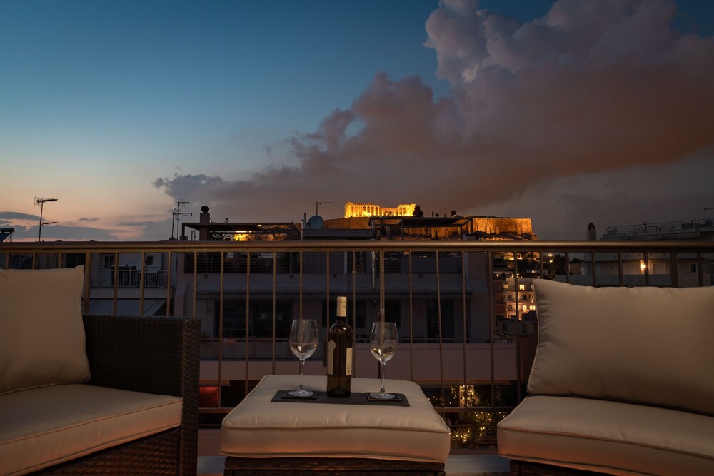 Parthenon Crown Penthouse — 4-Star Luxury Hotel in Athens, Greece