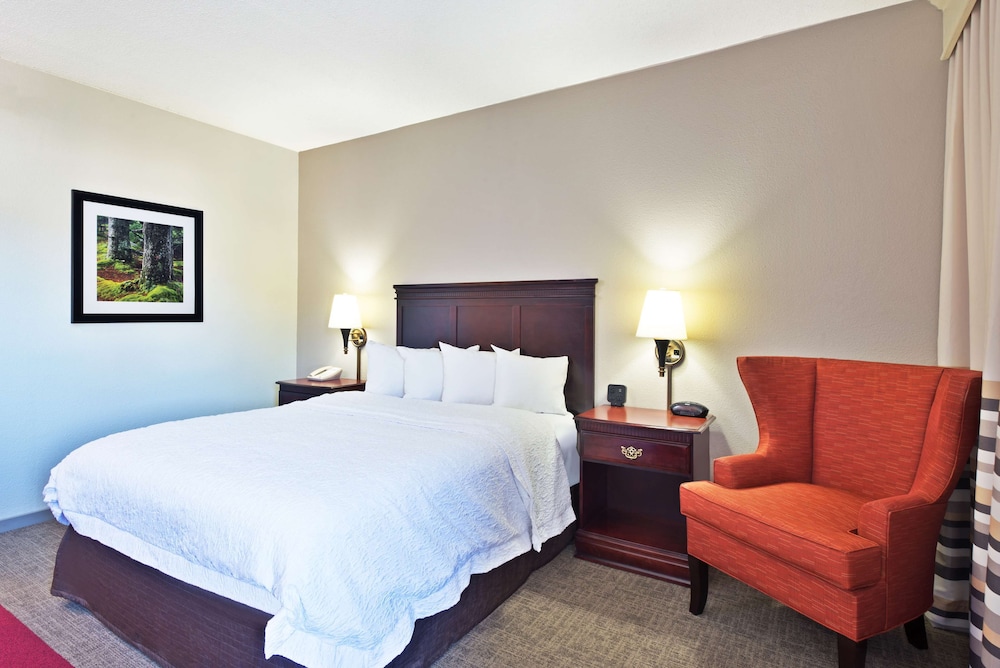Hampton Inn Huntington Barboursville - photo 5