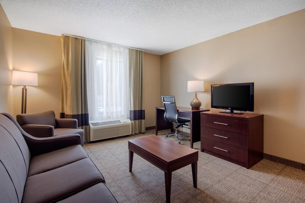 City Express by Marriott Milford Cooperstown - photo 34