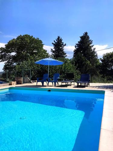 LE NORD AU SUD de 3 à 6 personnes près Les Gorges du Verdon — hotel in Villecroze