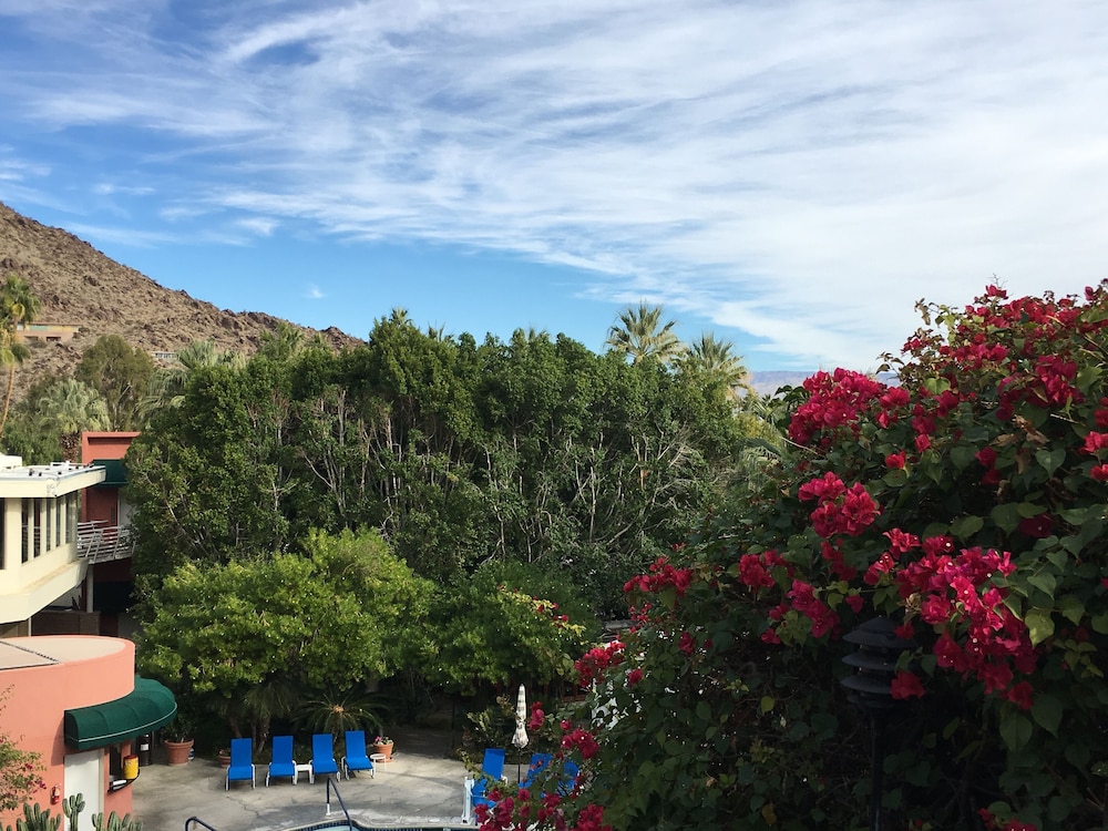 GetAways at Palm Springs Tennis Club - photo 36