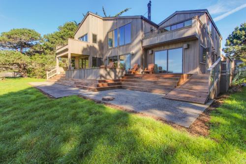 Webb House — 4-Star Luxury Hotel in Sea Ranch, United States