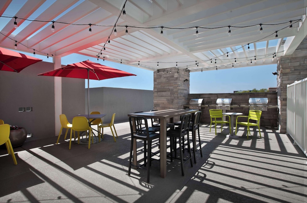 Home2 Suites by Hilton Phoenix North Happy Valley - photo 31