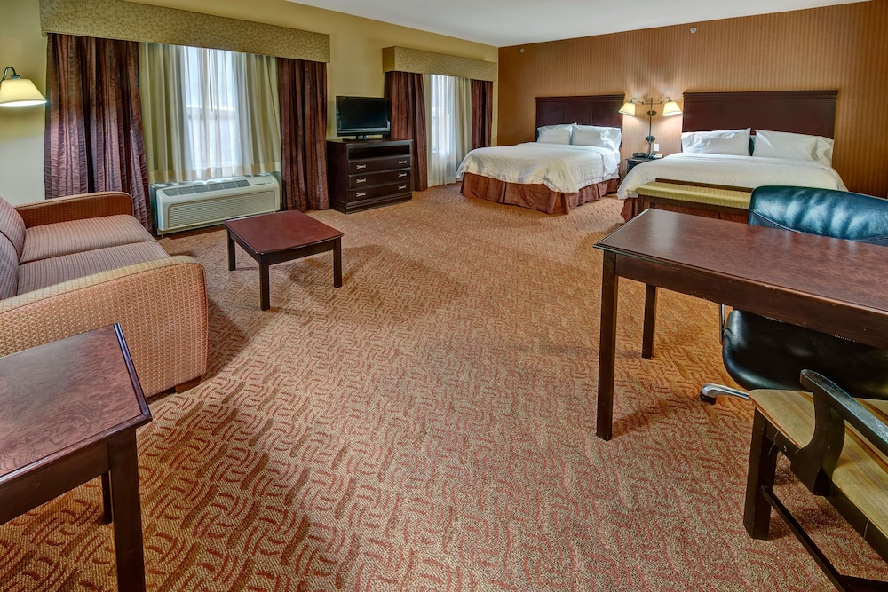 Hampton Inn Corsicana - photo 22