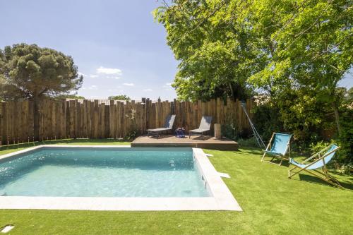 Maison Paisible Le Dali — 4-Star Luxury Hotel in Piolenc, France