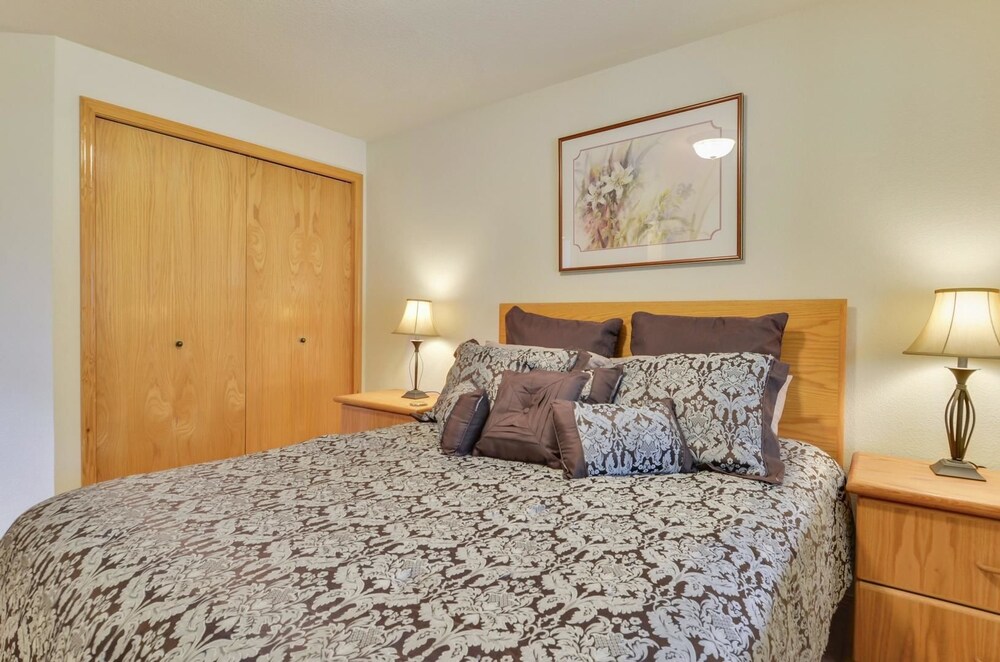 White Elm 28 Meredith Lodging - photo 4