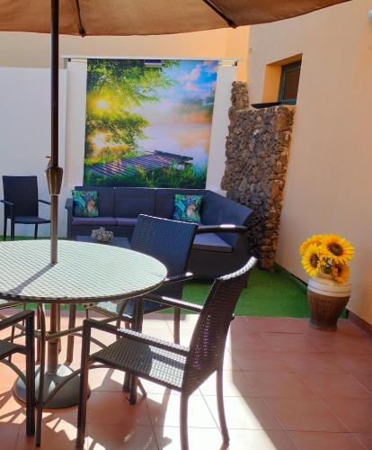 Villa Sharon & Relax — 4-Star Luxury Hotel in Corralejo, Spain