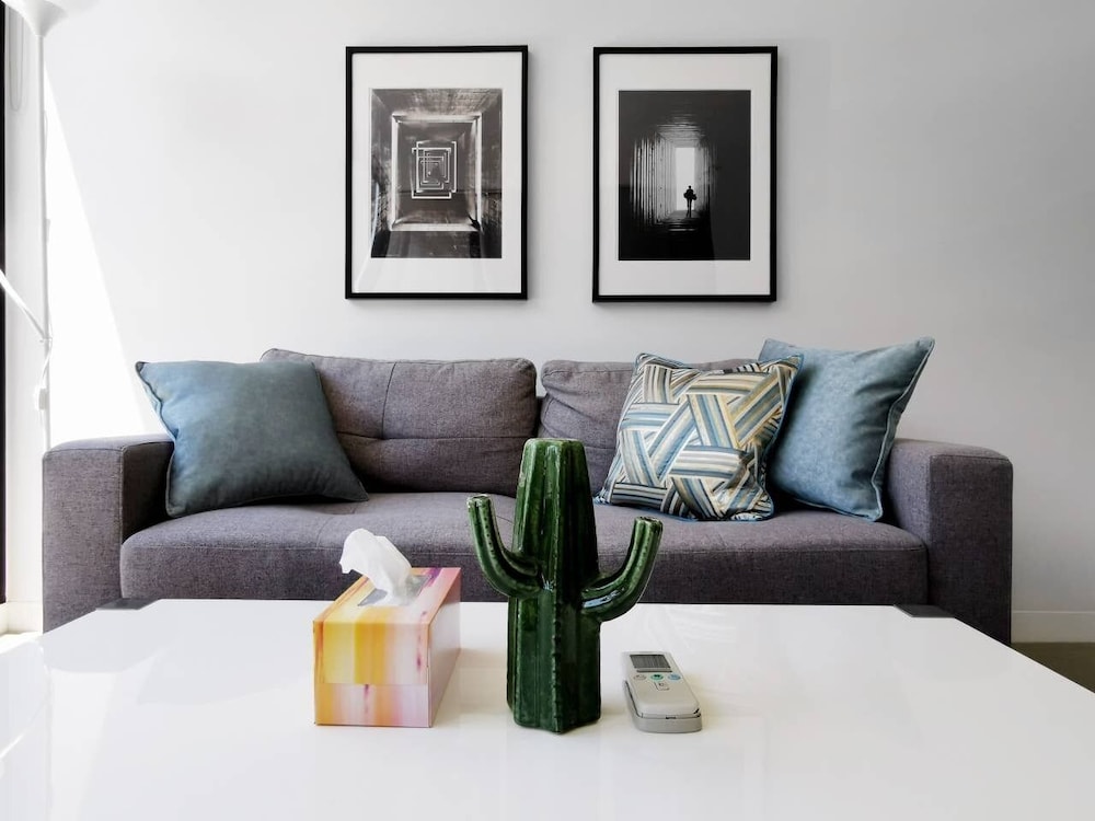 Hawthorn Elegant Lifestyle 1 Bedroom Apartment — 4-Star Luxury Hotel in Hawthorn, Australia