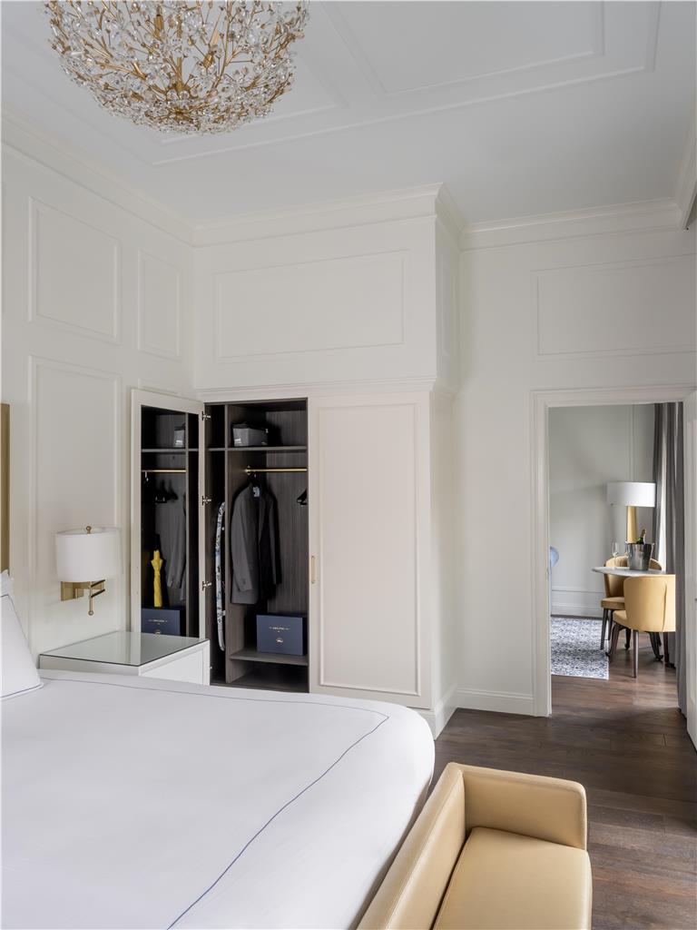 The Adelphi Hotel - photo 6