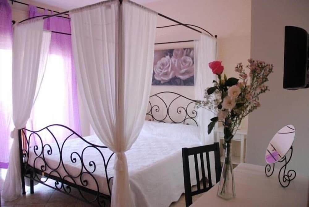 Stefy's Rooms - last minute hotel in Rome
