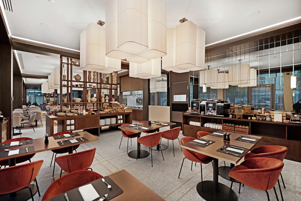 מזון ומשקאות