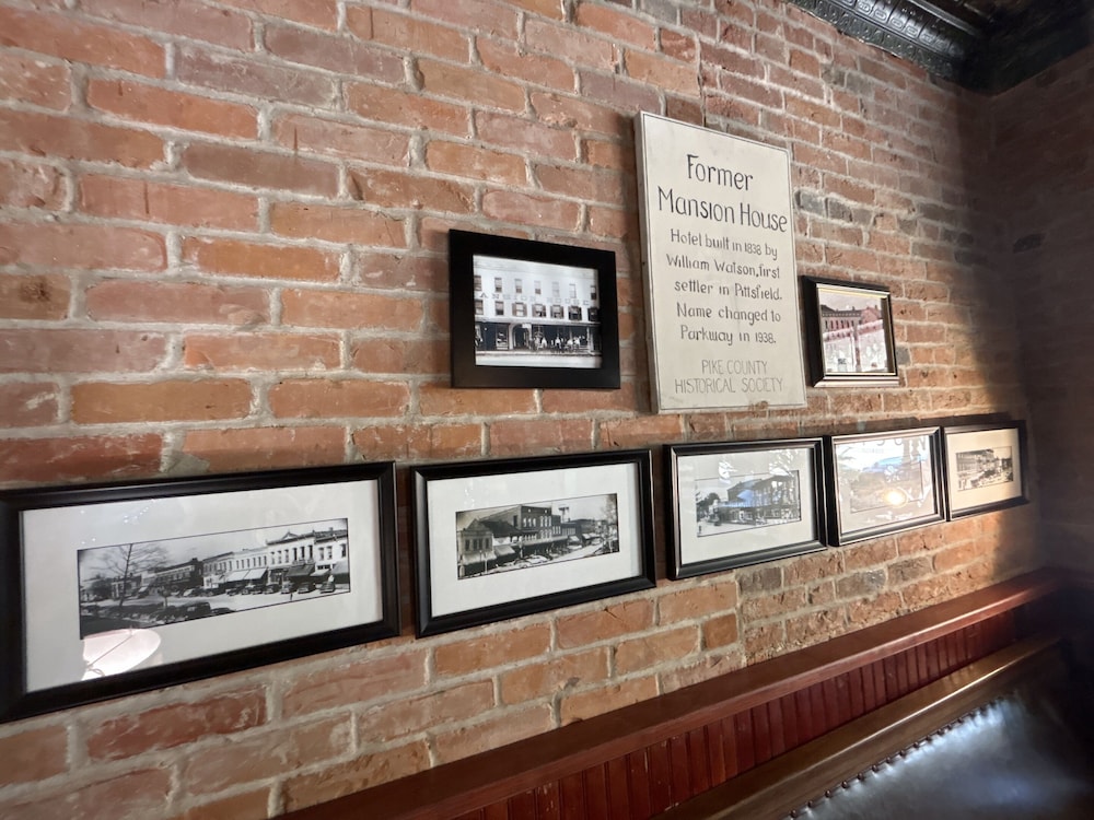 William Watson Hotel - photo 3
