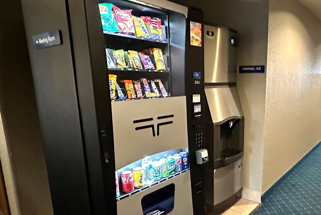 Microtel Inn & Suites by Wyndham Tomah - photo 22