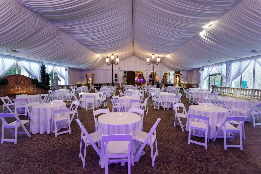 Hilton Garden Inn New York Staten Island - photo 45