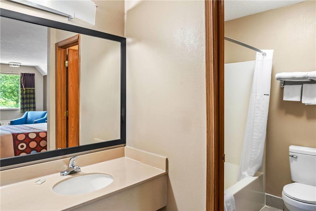 Super 8 by Wyndham Brownsburg - photo 15