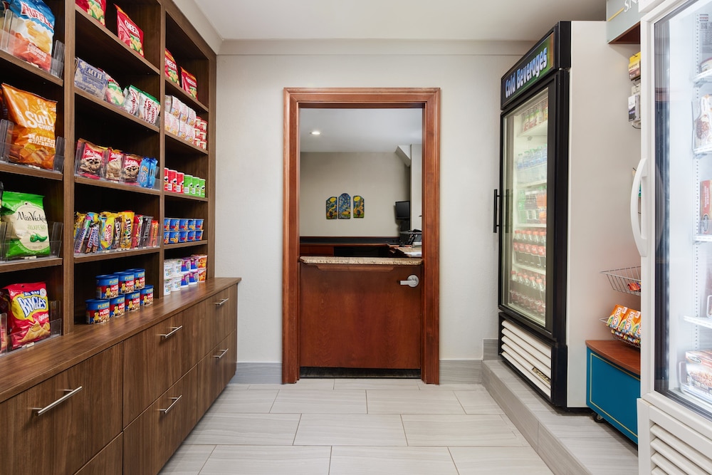 Staybridge Suites Durham Chapel Hill by IHG - photo 20
