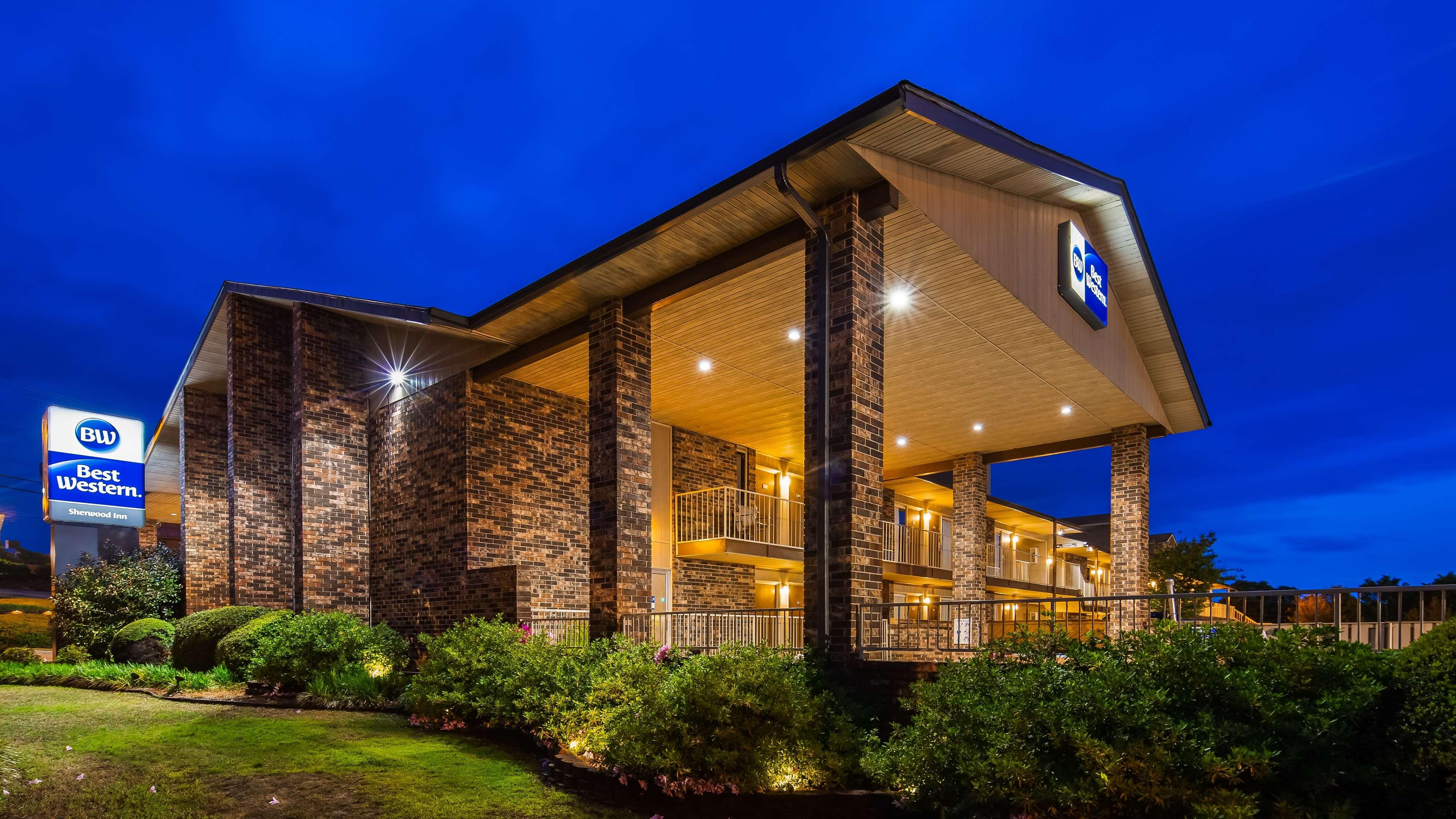 Sherwood Inn — hotel in Clarksville