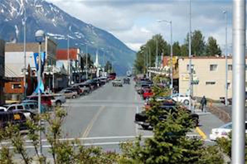 Fourth Avenue Lodging - photo 3