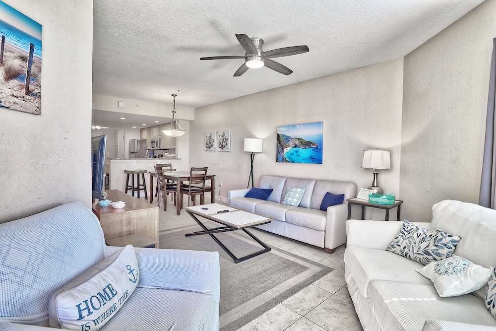 Crystal Palms 405 — 4-Star Luxury Hotel in Saint Pete Beach, United States