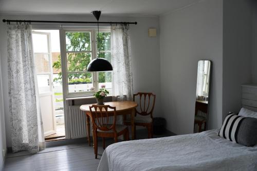 Onkel Enkels Pensionat & Café — Tomelilla — photo 2