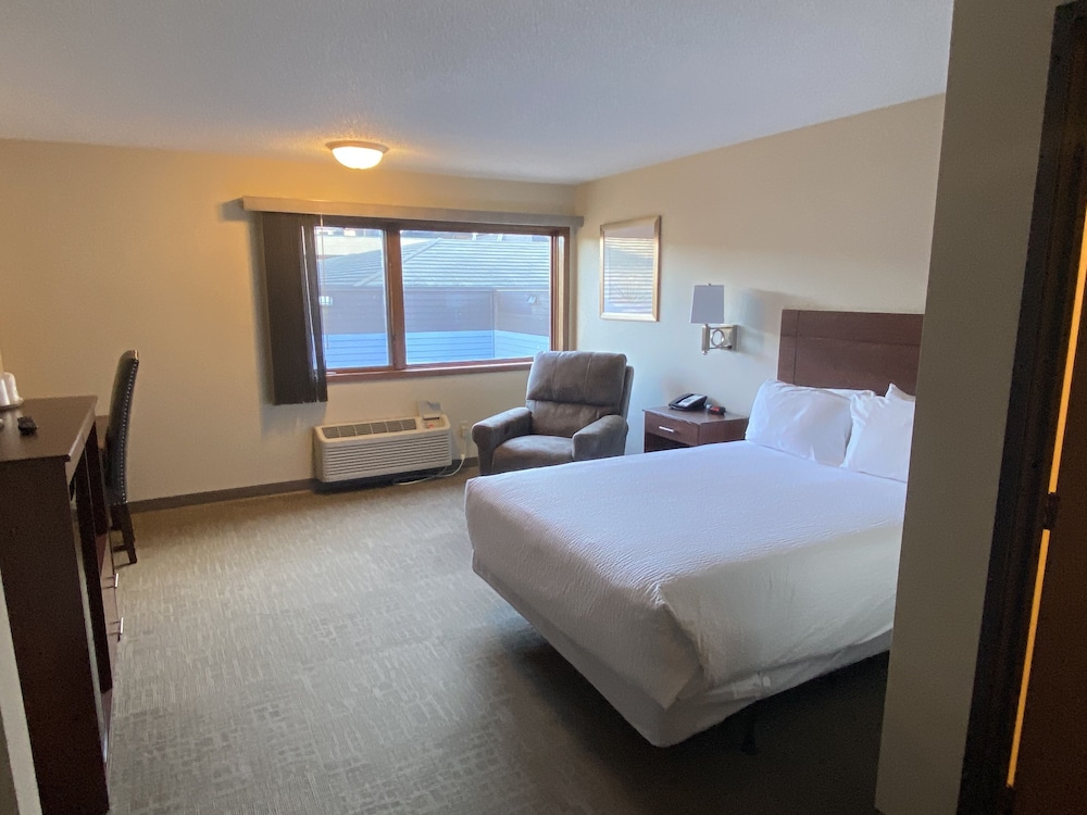 The Center Inn - photo 5