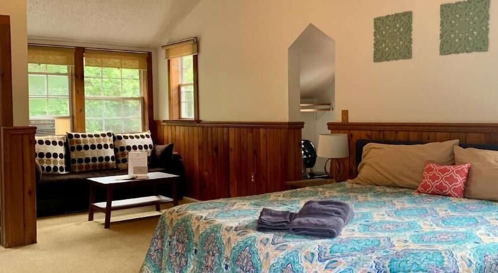 Magnolia Streamside Resort - photo 18