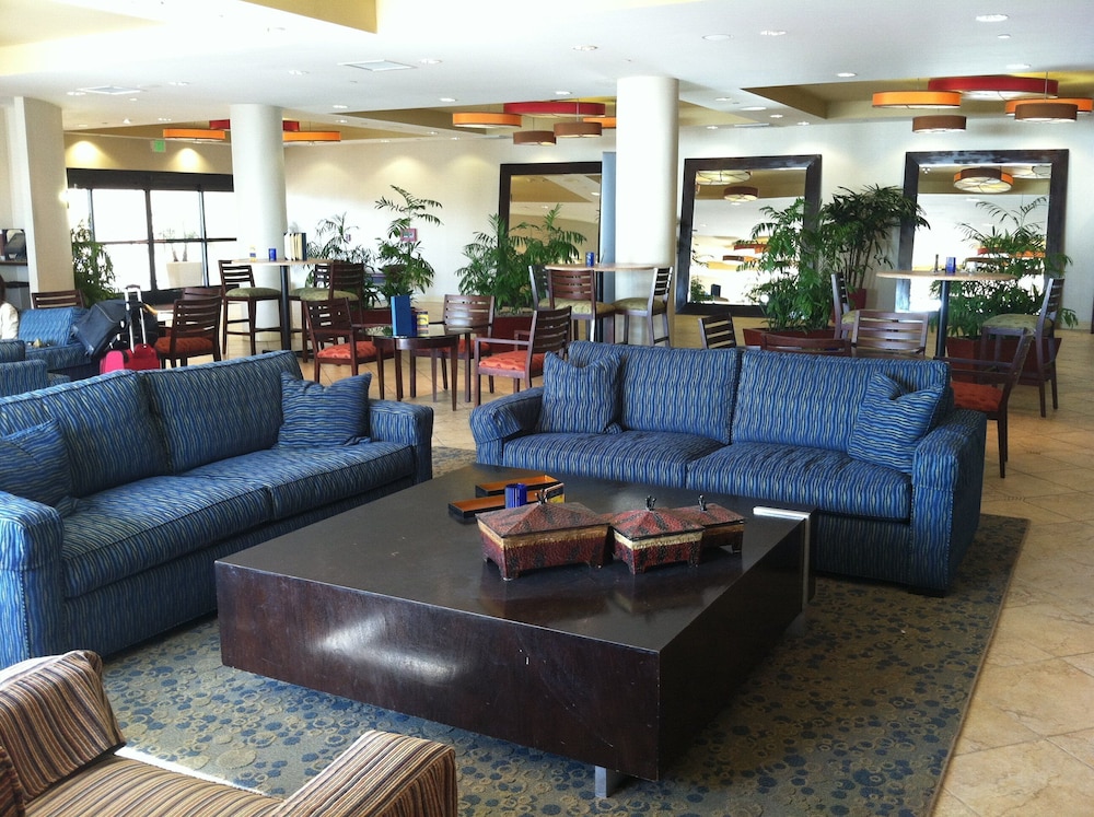 Crowne Plaza Ventura Beach by IHG - photo 82