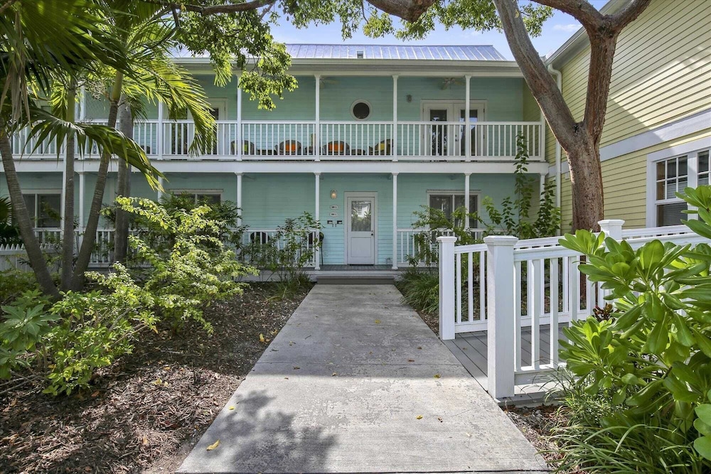 Shipyard Treasure by Avantstay Communal Pool Gated Community Great Location Week Long Stays - photo 5