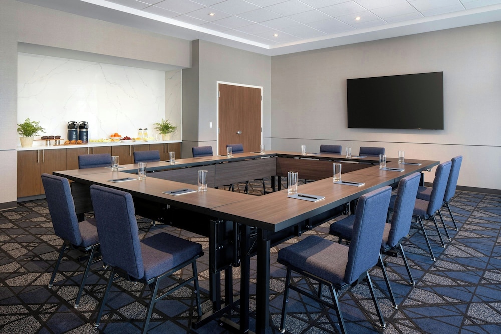 Courtyard by Marriott Cleveland TN - photo 36
