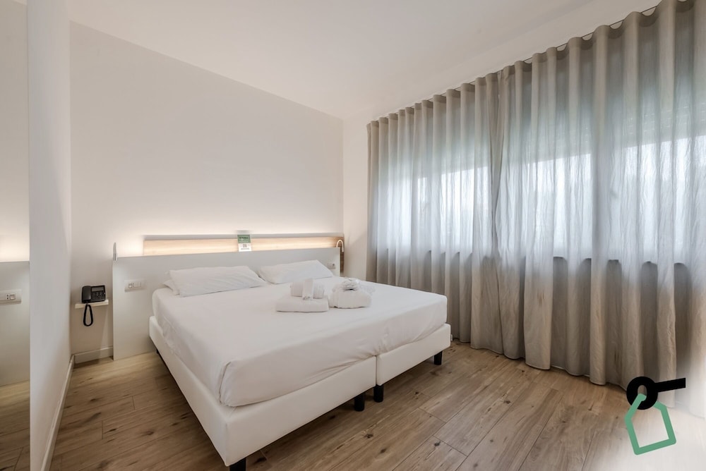 Hotiday Room Collection Tirrenia in Pisa, Italy