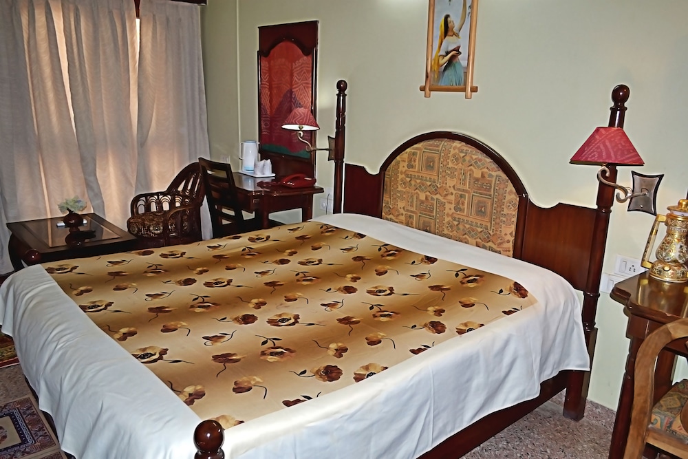 Mahadev Palace
