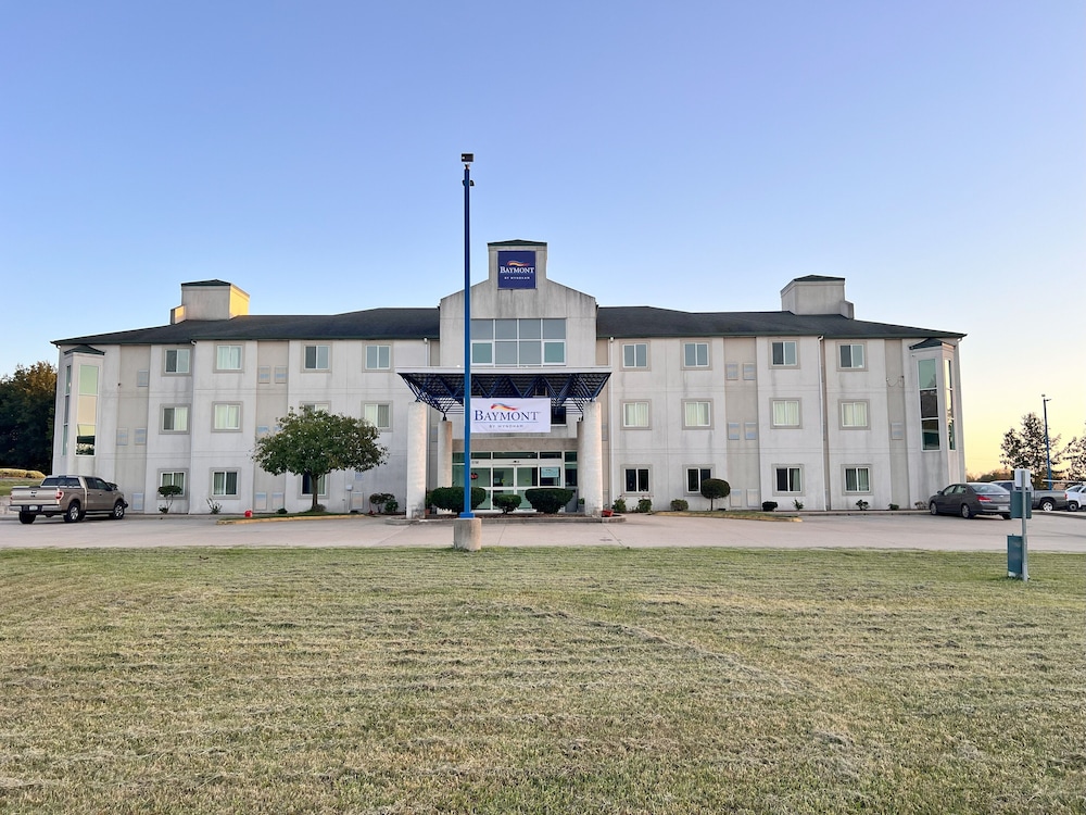 Baymont by Wyndham Kingdom City in Columbia, United States