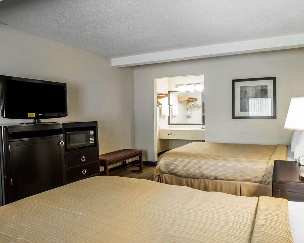 Quality Inn Greenwood Hwy 25 - photo 15