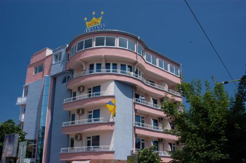 Night Panorama - last minute hotel in Nesebar