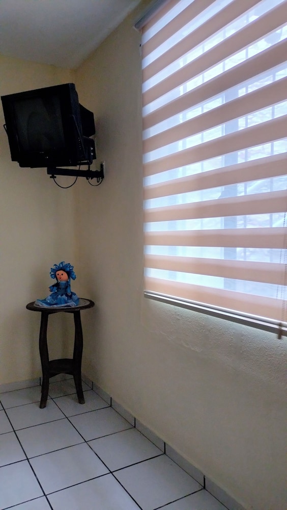 Hotel Chely — Bernal — photo 3