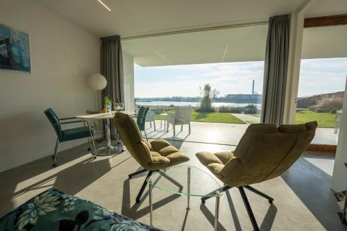 Luxe apartment direct aan de rivier