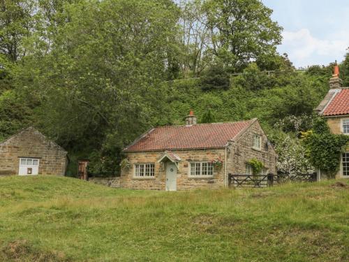 Quoits Cottage — 5-Star Luxury Hotel in Whitby, United Kingdom