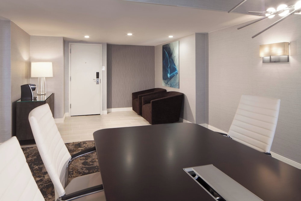 Dallas Fort Worth Airport Marriott - photo 27