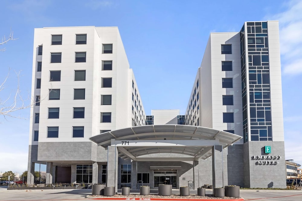 Embassy Suites by Hilton Irving Las Colinas - featured photo