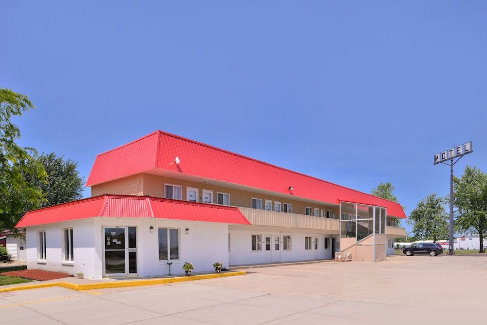 Red Carpet Inn