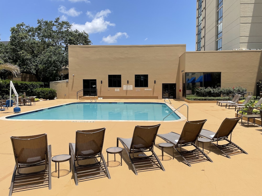 Houston Marriott North - photo 40