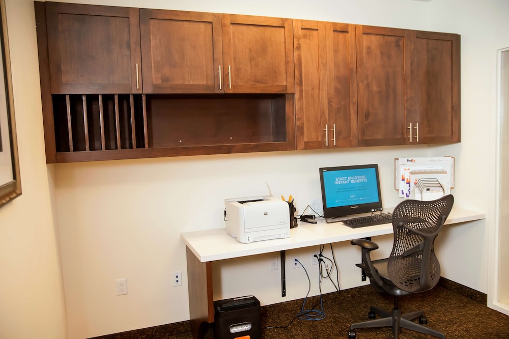 Hilton Garden Inn San Antonio Live Oak Conference Center - photo 67